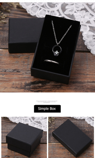 Pudełko na biżuterię - czarny futerał z logo, idealne na prezenty - Wianko - 2