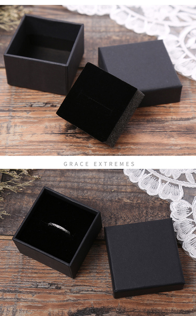 Pudełko na biżuterię - czarny futerał z logo, idealne na prezenty - Wianko - 8