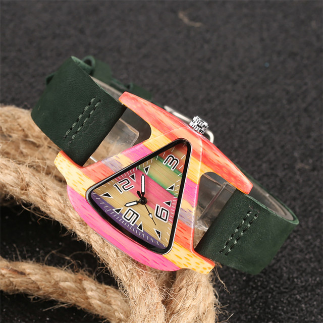 Trójkątny, unikatowy zegarek damski z drewna, kolorystyka: zielony/czerwony, pasek z prawdziwej skóry, elegancki i kreatywny, najlepszy prezent - Wianko - 3