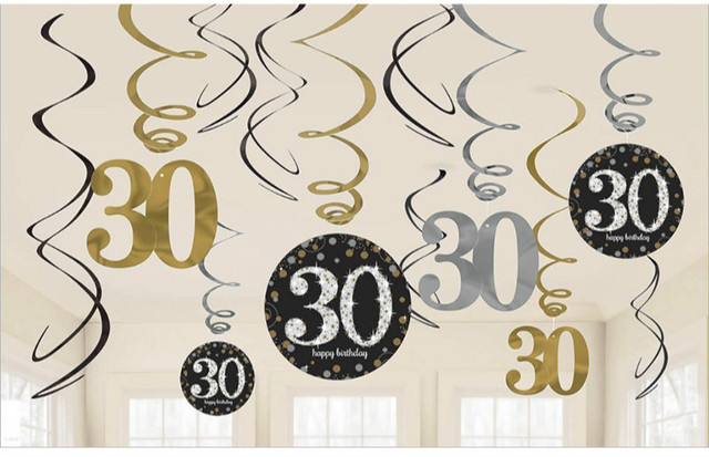 Wisiorek spiralą PVC z flagami dekoracyjnymi na 30., 40., 50., 60. i 70. urodziny - 12 sztuk - Wianko - 1