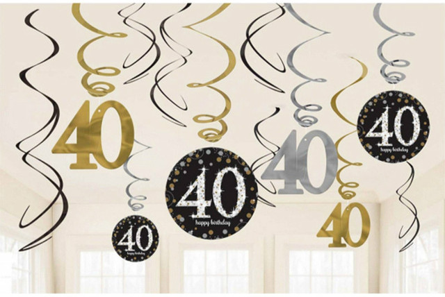 Wisiorek spiralą PVC z flagami dekoracyjnymi na 30., 40., 50., 60. i 70. urodziny - 12 sztuk - Wianko - 2