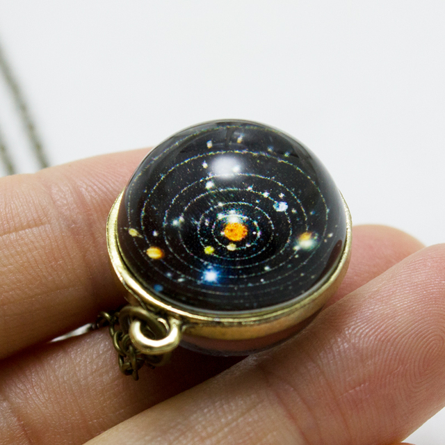 Naszyjnik z dwustronną szklaną kulą z wzorem planety Ziemia - biżuteria Galaxy inspirowana astronomią - Wianko - 7