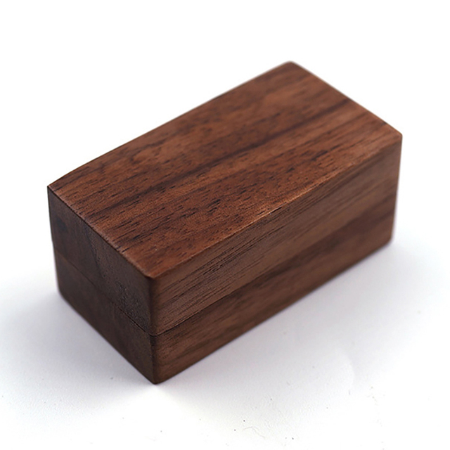 Rustykalne drewniane pudełko na zaręczyny z sygnowaniem - 1 szt - Wianko - 19