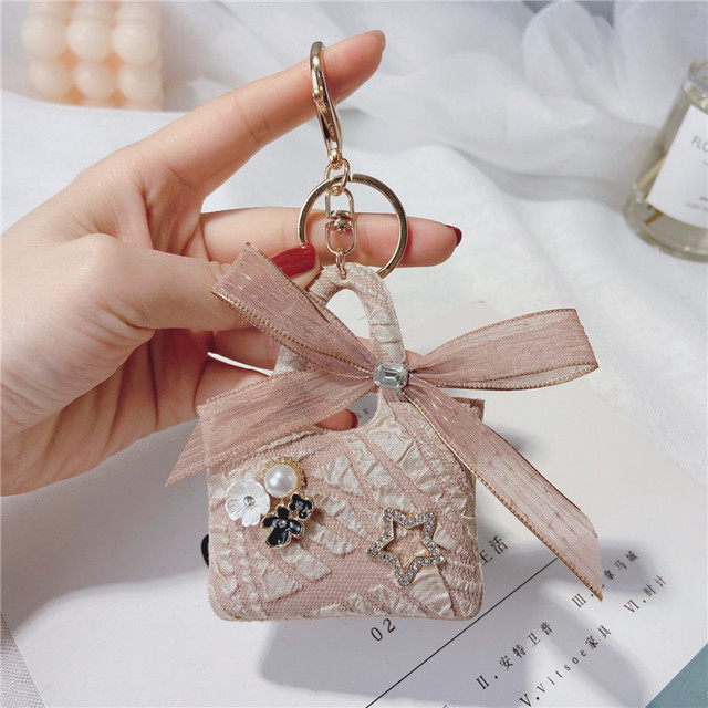 Breloczek na klucze z kwiatową koronką DIY i kryształami - elegancka biżuteria dla kobiet - Wianko - 6
