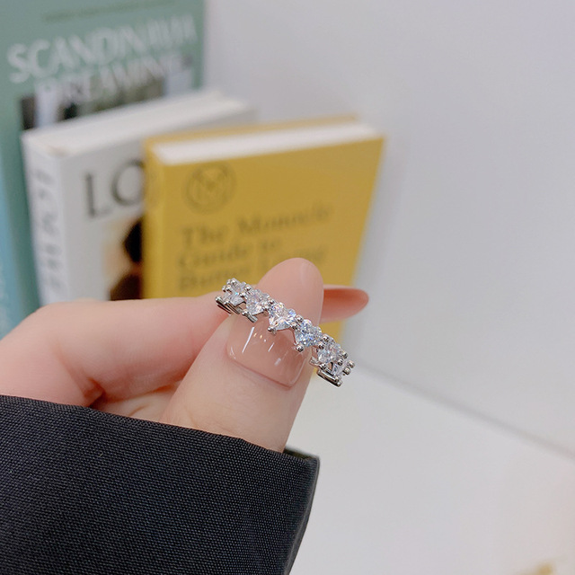Gotycki pierścień z kryształowym sercem - modna biżuteria na ślub i wesele - Wianko - 8