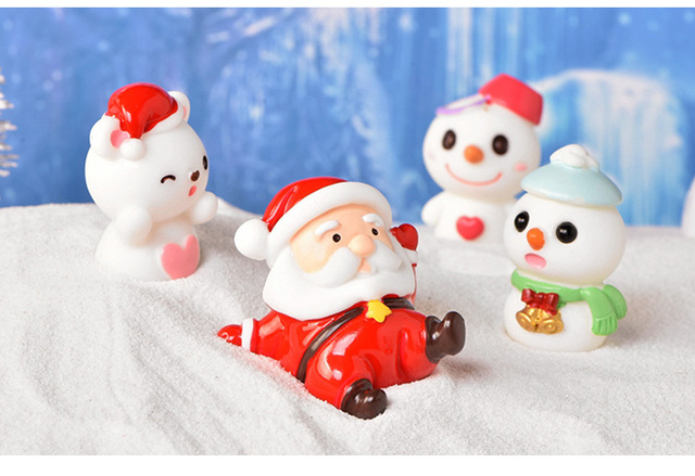 Figurka Zwierzątka Cartoon Santa Snowman dla Dzieci - Dekoracja Tortu, Prezent, Zabawka - Wianko - 10