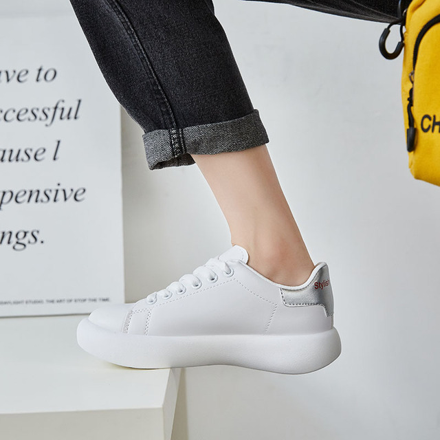 Damskie płaskie skórzane białe buty jesienne dla kobiet - platformy, trampki mokasyny na co dzień 2020 - Wianko - 2