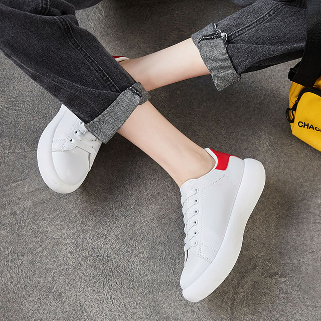 Damskie płaskie skórzane białe buty jesienne dla kobiet - platformy, trampki mokasyny na co dzień 2020 - Wianko - 6