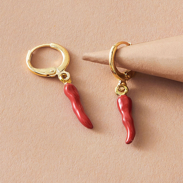 Kolczyki wiszące Golden Drop 2021 - nowy, emaliowany wisiorek z czerwoną papryką Chili dla małych dziewcząt, prezent dla dzieci, biżuteria typu Huggie - Wianko - 2
