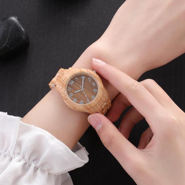 Zegarek damski imitujący materiał bambusowy z mechanicznym mechanizmem - stylowy i prosty zegarek damski w modnym wydaniu - Wianko - 6