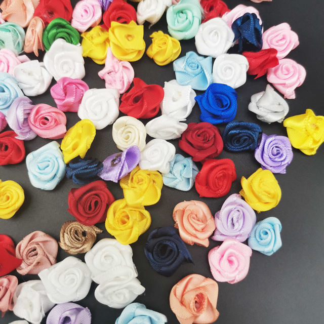 Małe satynowe wstążkowe różowe róże DIY (100 szt./paczka) 15mm - ślub, scrapbooking, dekoracja - Wianko - 3