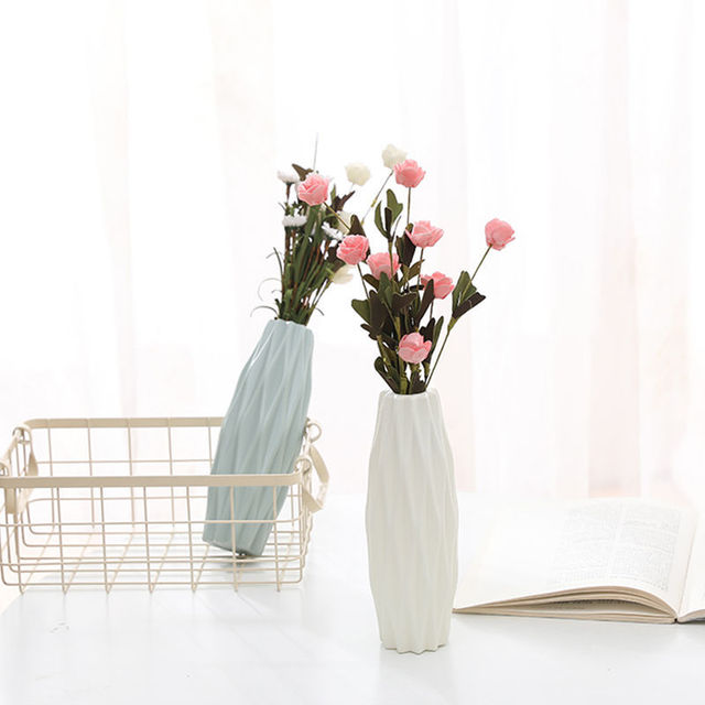 Niezniszczalny wazon plastikowy Nordic - prosty wazony na kwiaty z europejską imitacją Rattan Pot - Wianko - 2
