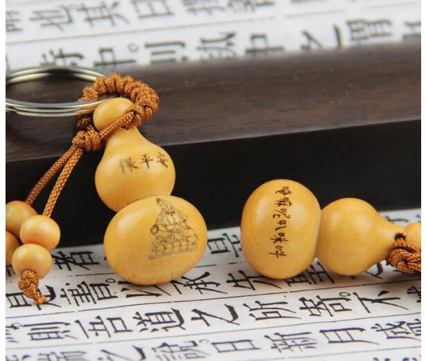 100 sztuk/partia mini drewniany breloczek w kształcie brzoskwini - tradycyjny symbol szczęścia - Wianko - 1