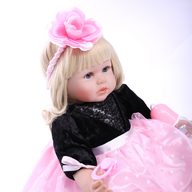 Lalka Winylowa Odrodzona Dziewczynka 60 cm - Blond Księżniczka z Futrzanymi Włosami w Stylu Ręcznie Robionych Zabawek - Idealny Prezent Dla Dziecka - Wianko - 2