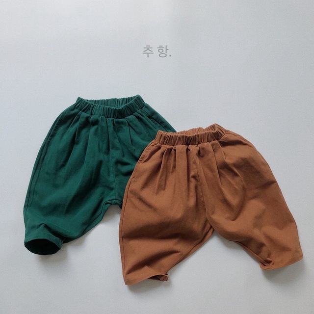 Spodnie dziecięce w nowym stylu: Jesień 2021, niemowlęce, chłopcy, dziewczynki, długie, bawełniane, luźne, rzepy, jednolity kolor - Wianko - 24