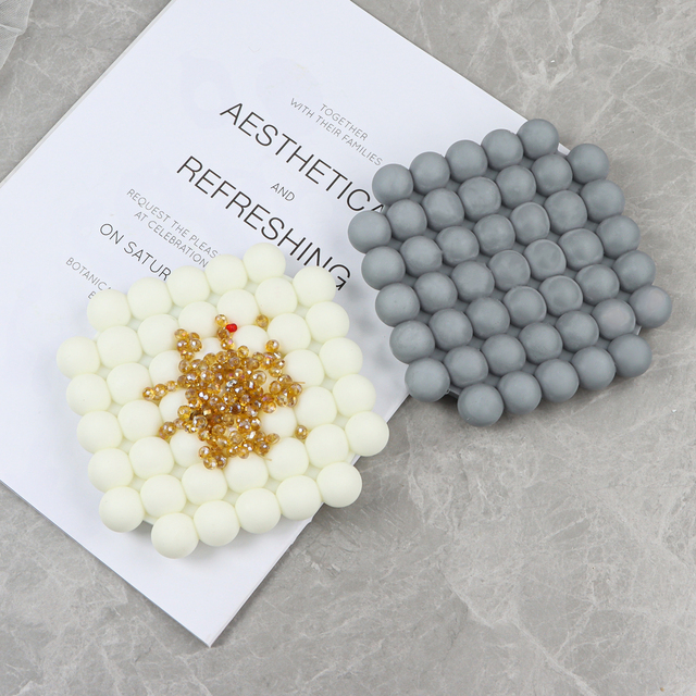 Silikonowa forma do tynku, pozwalająca tworzyć kreatywne podkładki DIY w kształcie piłki z cementu - Wianko - 2
