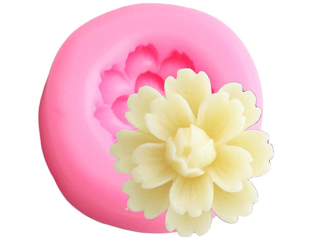 Formy silikonowe do dekoracji tortów i cupcake'ów - Cherry Blossom Sakura, do wykrawania kształtów z masy cukrowej i gliny polimerowej, forma na cukierki - Wianko - 1