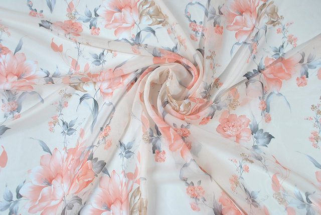 Materiał szyfonowy na metry z kwiatowym wzorem w kolorze brzoskwiniowym, idealny do letnich sukienek - szerokość 150CM - Wianko - 12