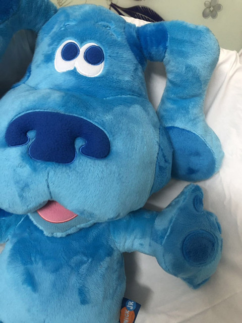 Zabawki pluszowe dla dzieci: Ogromne niebieskie wskazówki, lalki i piesek do spania z dzieckiem - Wianko - 5