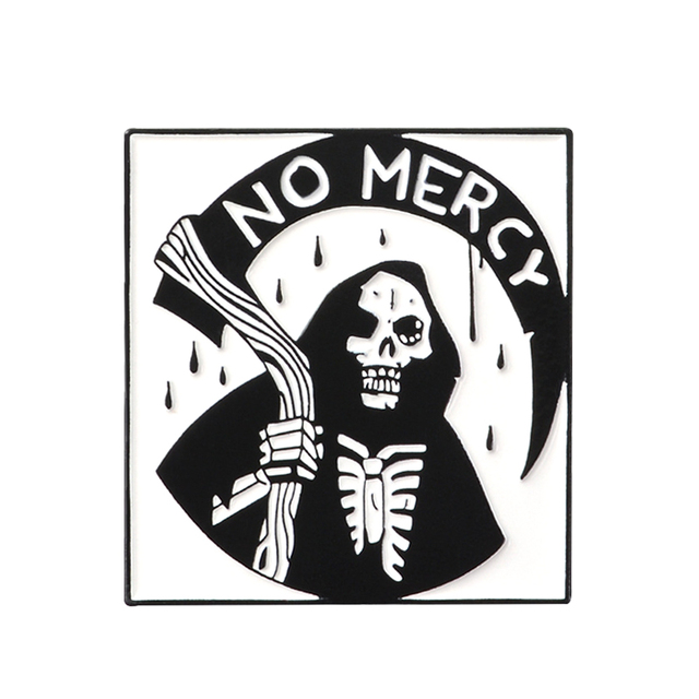 Broszka NO MERCY Dark Death - scyty gotyckie, emaliowane z motywem szkieletu i czaszki - biżuteria halloweenowa dla dzieci - Wianko - 14