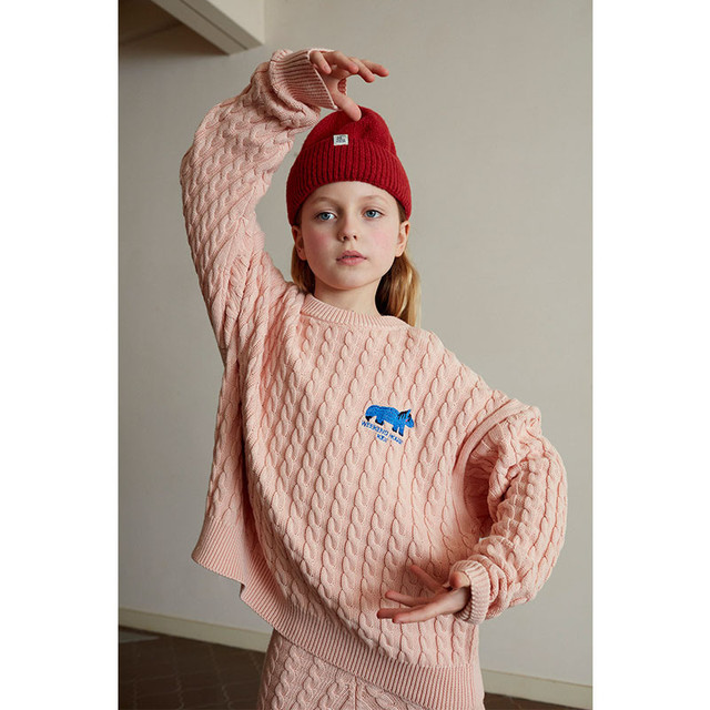 Weekendowy Sweter Dziecięcy EnkeliBB - Modne, Luźne Ciuchy dla Chłopców i Dziewczynek, Projektowane z Dzianiny - Wianko - 2