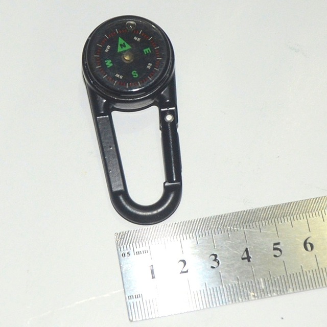 Metalowy brelok zewnętrzny z dwustronnym mini kompasem, zapinaną klamrą karabińczykową, termometrem kompasu i samochodowym karabinkiem - Wianko - 3