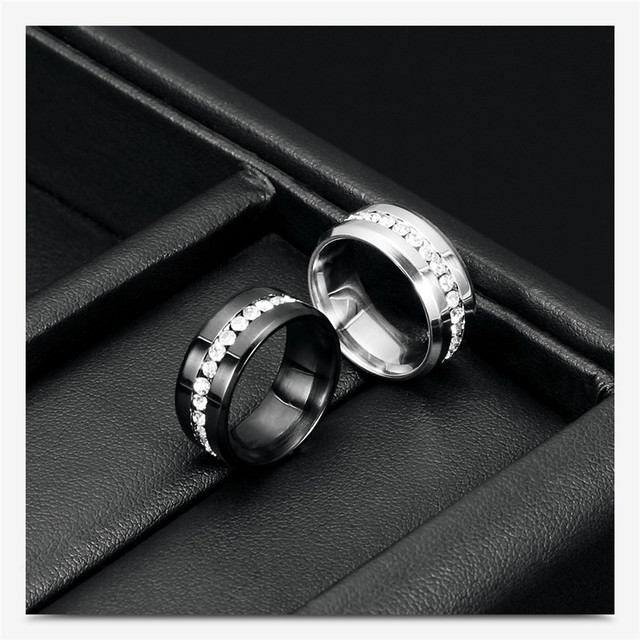 ZORCVENS Pierścień z tytanowej stali nierdzewnej, kolor czarny i srebrny, ozdobiony białym kamieniem CZ - biżuteria dla kobiet - Wianko - 5