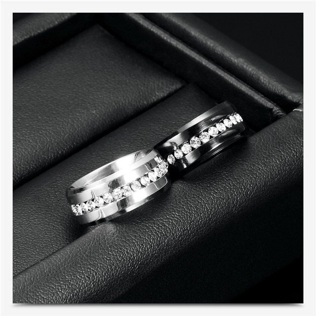 ZORCVENS Pierścień z tytanowej stali nierdzewnej, kolor czarny i srebrny, ozdobiony białym kamieniem CZ - biżuteria dla kobiet - Wianko - 8