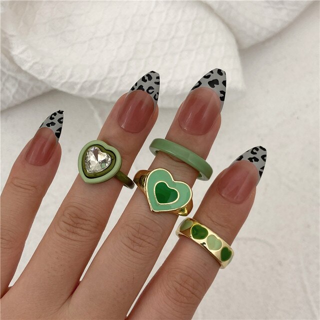 Pierścień łańcuchowy z sercem wykonany z koreańskiego złotego koloru Y2K Style - zestaw wielowarstwowych pierścieni z żywicy dla kobiet - hurtownia biżuterii - Wianko - 8