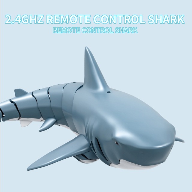 Nowy pilot Shark Water Spray Toy 2.4G - zabawka wodoodporna dla dzieci do łazienki i basenu - zwierzęca akcja w czterech kierunkach - łódź RC - Wianko - 7