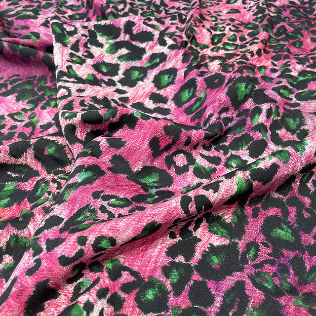 Różowy wzór w cętki luksusowego materiału Crepe De Chine - tkanina poliestrowa na suknie (na metry) - Wianko - 7