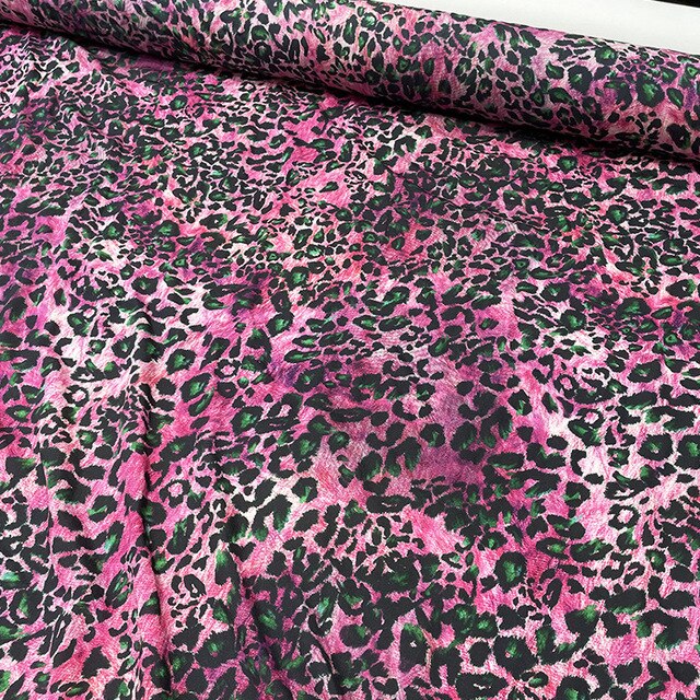 Różowy wzór w cętki luksusowego materiału Crepe De Chine - tkanina poliestrowa na suknie (na metry) - Wianko - 2