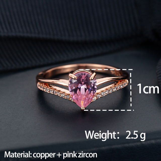 Pierścień zaręczynowy z cyrkoniami w kształcie litery V, inspirowany trendami, w kolorze różowym - Wianko - 1