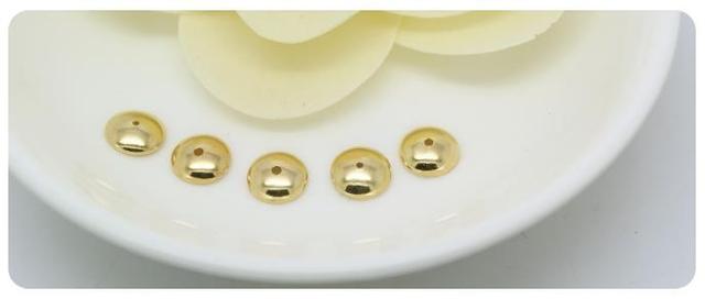 20 sztuk koralików mosiężnych z galwanicznym złotym wykończeniem o średnicach 4 mm, 6 mm, 8 mm, 10 mm, 12 mm - wysoka jakość i połysk biżuteryjnych akcesoriów DIY - Wianko - 12