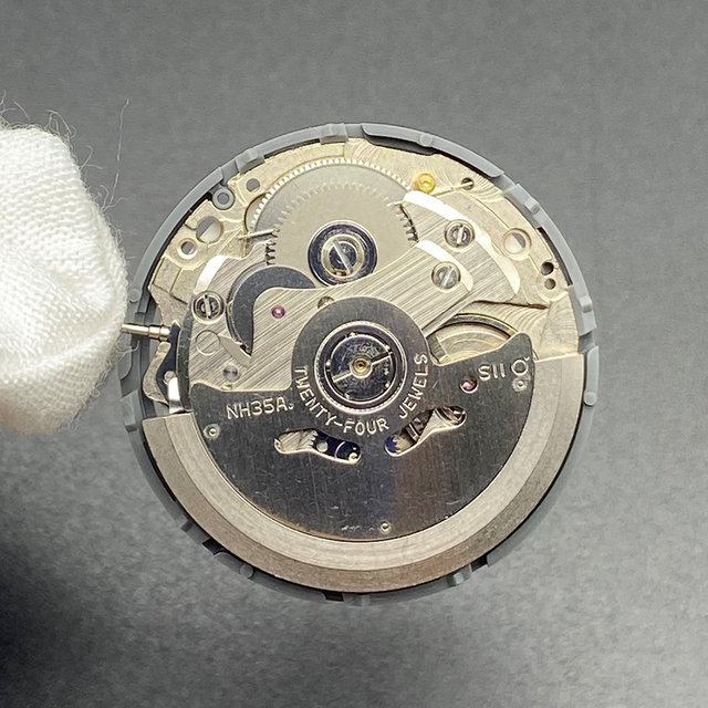 Mechaniczny męski zegarek Seiko NH35 NH35A z Japonii, oryginalny, z automatycznym i wymiennym ruchem, wysoka dokładność, dzień i data - Wianko - 2