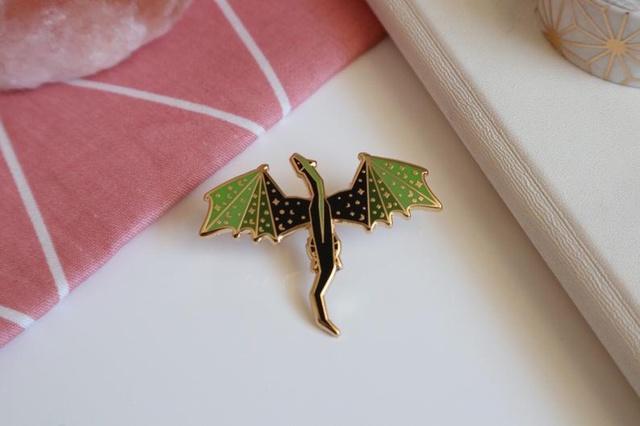 Śliczne emaliowane broszki w formie twardych szpilek - Kawaii pterozaur i dzikie zwierzę Lapen Pin Metal dinozaur plakietka na plecak Decor biżuteria prezenty - Wianko - 18