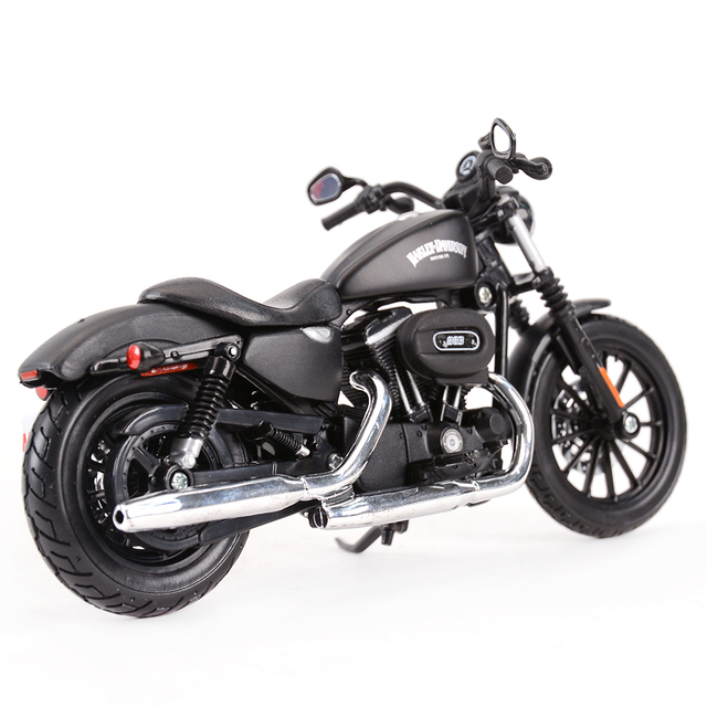 Model motocykla Harley Davidson 2014 Sportster Iron 883 w skali 1:12 - odlew zabawkowy kolekcjonerski - Wianko - 4