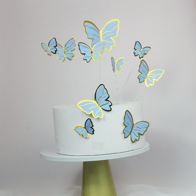 Zestaw dekoracji na romantyczne torty - niebieskie motyle. Idealne wykończenie dla urodzinowych deserów i tortów. 10 sztuk, w tym dekoracje Cupcake - Wianko - 1