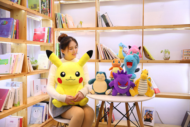 Pluszowe zabawki postaci Pokemon: Charmander, Squirtle, Bulbasaur, Pikachu - dobra jakość, prezenty dla dzieci - Wianko - 2