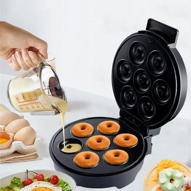 Elektryczny DonutMaker 220V - urządzenie kuchenne do pieczenia ciasta bąbelkowego w kształcie donutów z żeliwną blachą - Wianko - 9