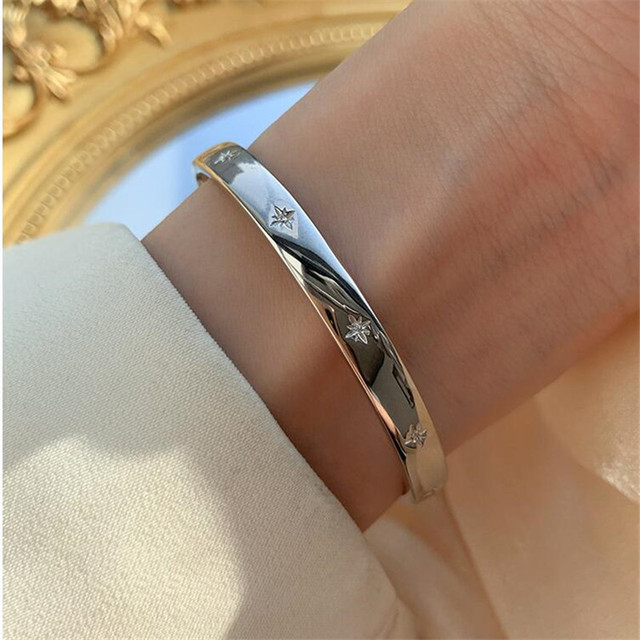 Srebrna bransoletka z giwazdką - Wedding Party 2021: 925 srebro, biżuteria dla kobiet SL156 - Wianko - 2