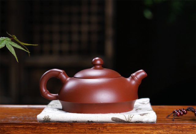 Czajniczek z purpurowej gliny typu Yixing ręcznie robiony, surowy, zestaw z herbatą Dahongpao, w kształcie półksiężyca, z bambusowym uchwytem - Wianko - 5