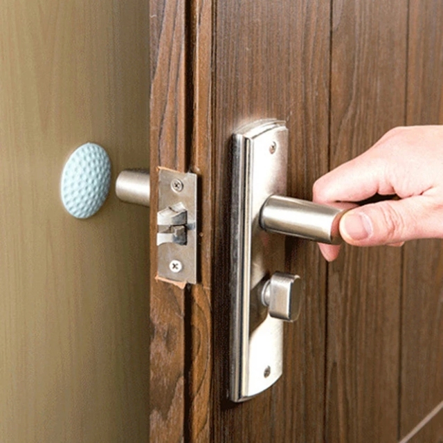 Gumowe uchwyty ochronne i wyciszające drzwi - naklejki, ścienna podkładka gałkowa w stylu piłki golfowej - bezpieczeństwo drzwi - Wianko - 3