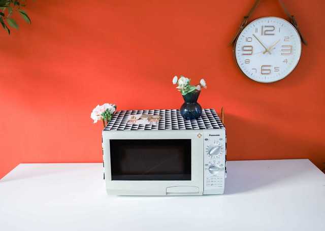 Nakładka na kuchenkę mikrofalową bawełniana z osłoną przeciwpyłową i pomponem - akcesorium do kuchni w stylu Nordic dla domu - Wianko - 50