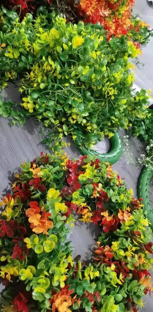Wieniec Halloween z kolorowymi kwiatami i liśćmi klonu - dekoracje frontowe do drzwi, dziękczynienia, jesienne, dynie (DIY) - Wianko - 20
