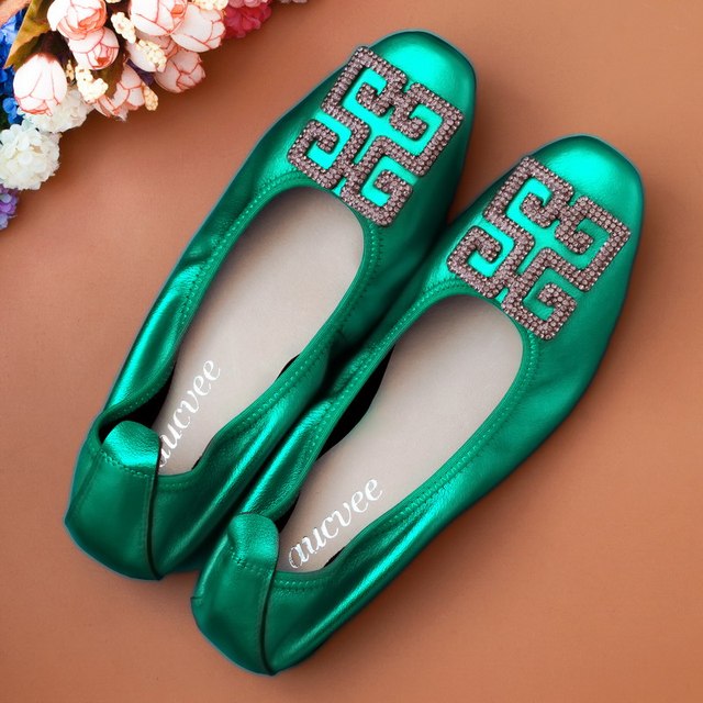 Płaskie buty damskie Slip-On na wiosnę i lato wykonane z prawdziwej skóry, z kwadratowym noskiem i ozdobnymi koralikami (Drop-shipping) - Wianko - 14