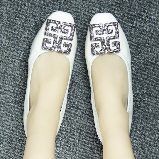 Płaskie buty damskie Slip-On na wiosnę i lato wykonane z prawdziwej skóry, z kwadratowym noskiem i ozdobnymi koralikami (Drop-shipping) - Wianko - 3