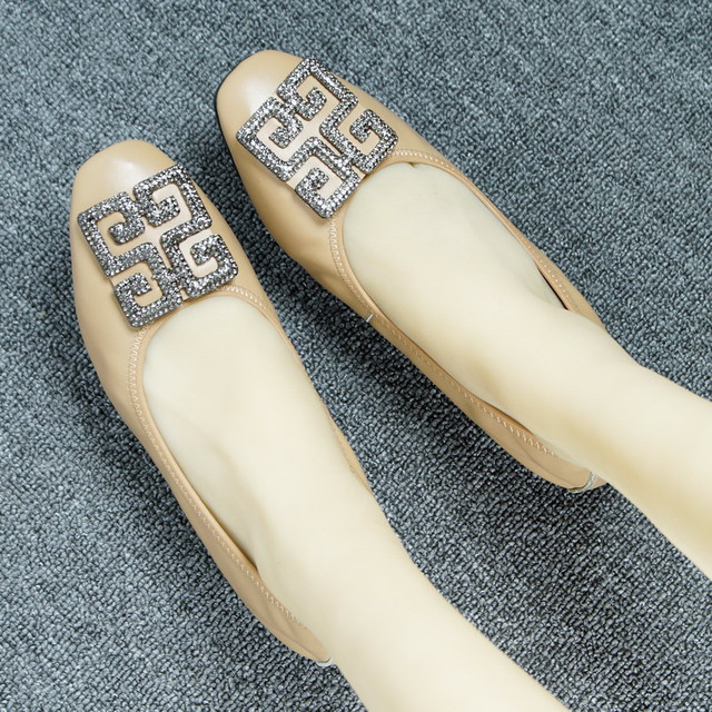 Płaskie buty damskie Slip-On na wiosnę i lato wykonane z prawdziwej skóry, z kwadratowym noskiem i ozdobnymi koralikami (Drop-shipping) - Wianko - 1