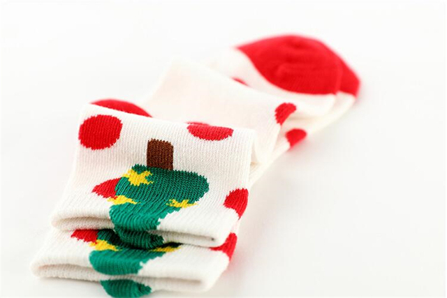 Skarpety świąteczne dla dzieci (5 par) - wzory śnieżynek, jeleni, świętego Mikołaja, chłopców i dziewczynek - Wianko - 13