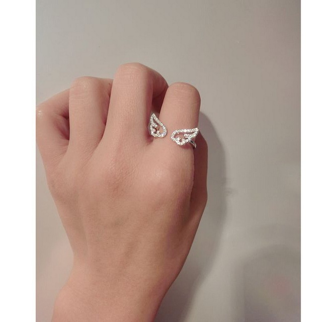 Pierścień regulowany z rhinestone w koreańskim stylu z motywem aniołowych skrzydeł - srebrny kolor, idealny prezent na urodziny dla kobiet - Wianko - 146